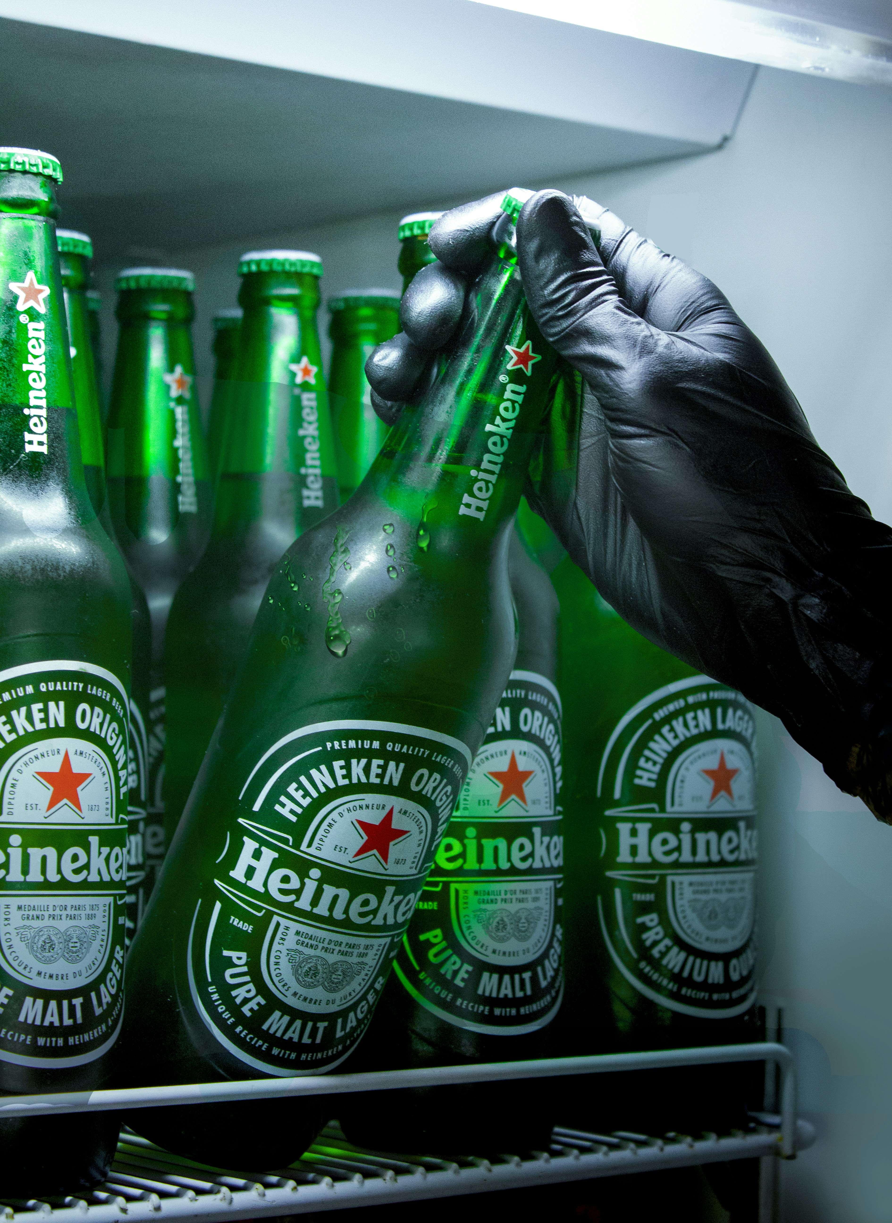 Cervezas frías listas para servirse